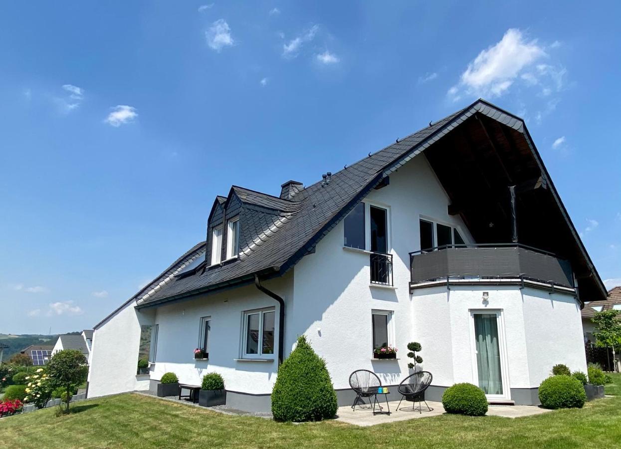 Ferienwohnung Auf Der Moselhoehe - Naehe Koblenz Und Cochem Dieblich Exterior photo