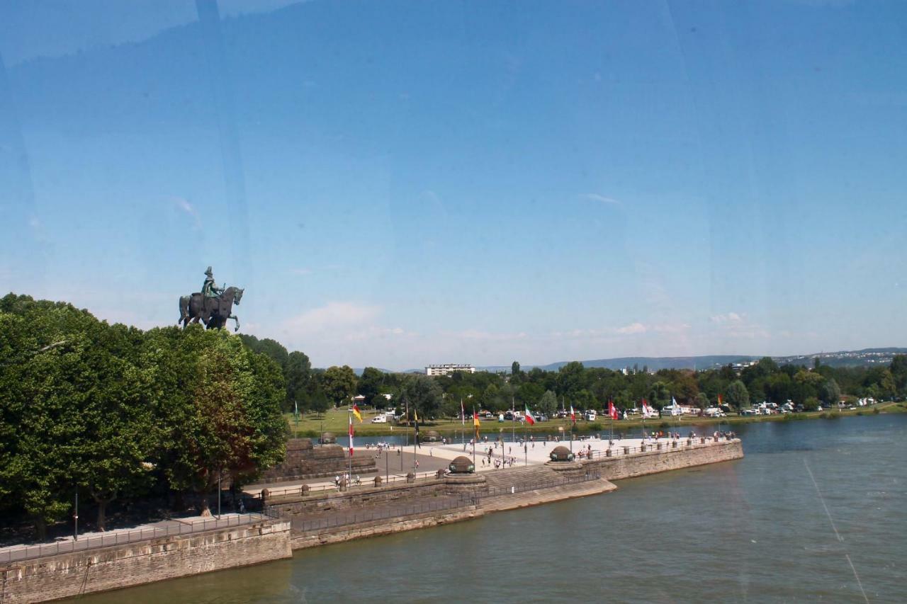 Ferienwohnung Auf Der Moselhoehe - Naehe Koblenz Und Cochem Dieblich Exterior photo